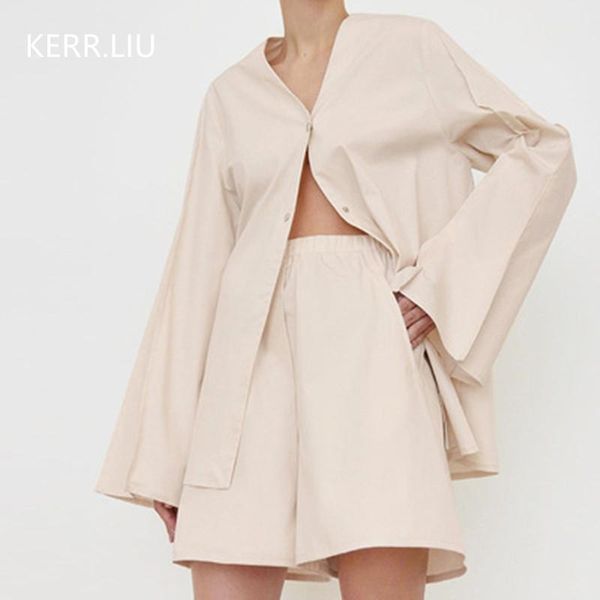 women's tracksuits 2021 autumn long-sleeved pure cotton loose shorts suit japanese v-neck art simple style trumpet sleeves, Gray
women's tracksuits 2021 autumn long-sleeved pure cotton loose shorts suit japanese v-neck art simple style trumpet sleeves, Gray