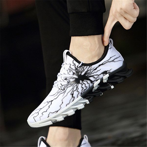 2021 low socks running shoes black moire multi camouflage surface thick-soled korean version men's fashion popcorn soft soles sports tr
2021 low socks running shoes black moire multi camouflage surface thick-soled korean version men's fashion popcorn soft soles sports tr
