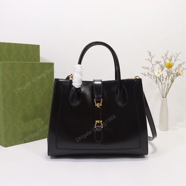 women's killer handbag luxury brand handbags fashion title buckle shoulder messenger bag leather fabric bulk bag's business style
women's killer handbag luxury brand handbags fashion title buckle shoulder messenger bag leather fabric bulk bag's business style
