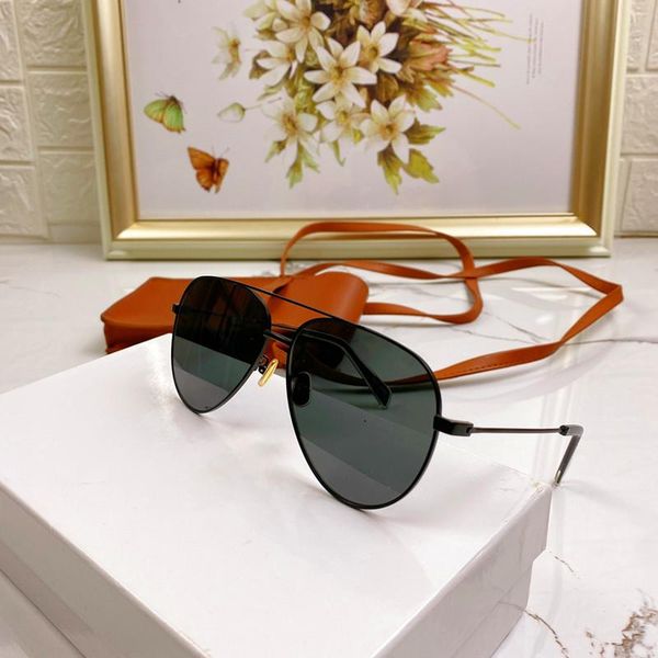 sunglasses composit women colored black square futuristic retro sun rectangular cel box, White;black
sunglasses composit women colored black square futuristic retro sun rectangular cel box, White;black