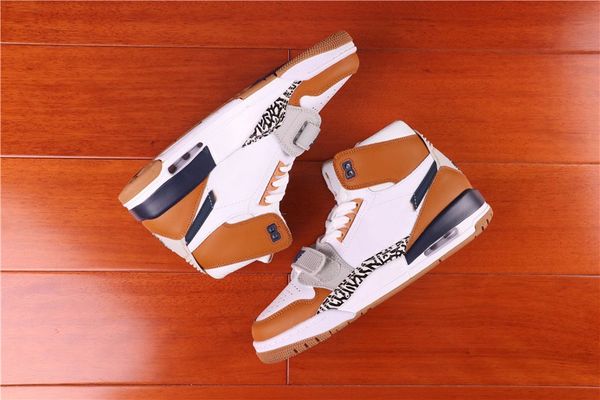 genuine 312 lakers three-in-one high state basketball shoes, white and brown color matching men's sneakers, full size 40-45
genuine 312 lakers three-in-one high state basketball shoes, white and brown color matching men's sneakers, full size 40-45