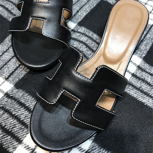slipper 2021 summer new slippers women's wear fashion thick heel leather cool trawl red fashion middle heel versatile flip flopzly, Black
slipper 2021 summer new slippers women's wear fashion thick heel leather cool trawl red fashion middle heel versatile flip flopzly, Black