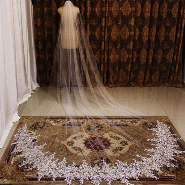 bridal veils sparkling lace appliques wedding veil long 3 meters one layer with comb accessories, Black
bridal veils sparkling lace appliques wedding veil long 3 meters one layer with comb accessories, Black