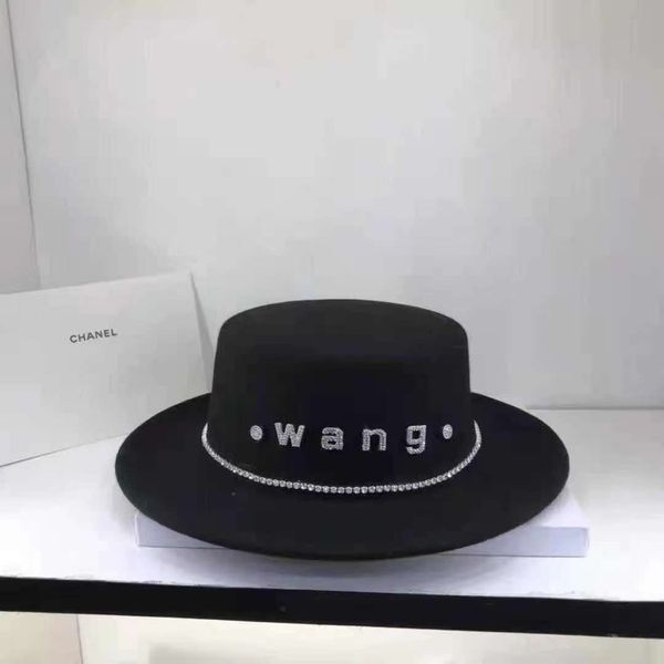 2021 autumn winter new korean fashion wang rhinestone wool women's flat hepburn ele sunscreen hat, Blue;gray
2021 autumn winter new korean fashion wang rhinestone wool women's flat hepburn ele sunscreen hat, Blue;gray