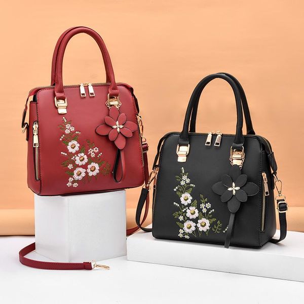 evening bags autumn and winter women handbag 2021 fashion print decoration women's single shoulder messenger female handbags
evening bags autumn and winter women handbag 2021 fashion print decoration women's single shoulder messenger female handbags