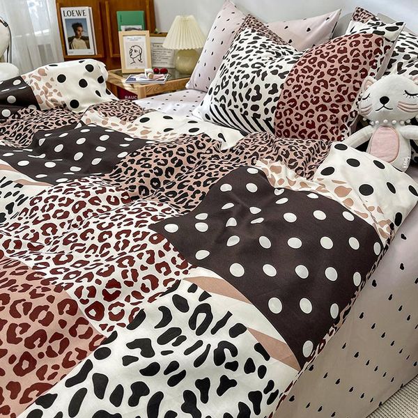 bedding sets four piece set of pure cotton 100 mesh red bed sheet quilt cover fitted dormitory three
bedding sets four piece set of pure cotton 100 mesh red bed sheet quilt cover fitted dormitory three
