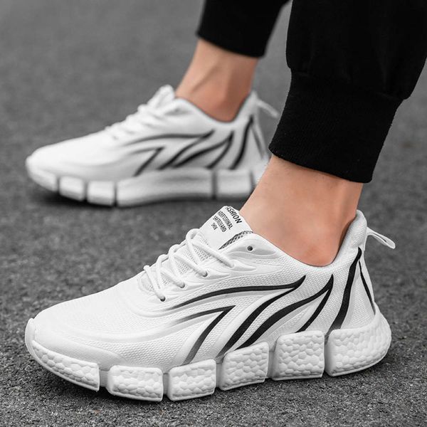 four seasons men's shoes lace up sports low running casual basketball sjls, White;red 
four seasons men's shoes lace up sports low running casual basketball sjls, White;red