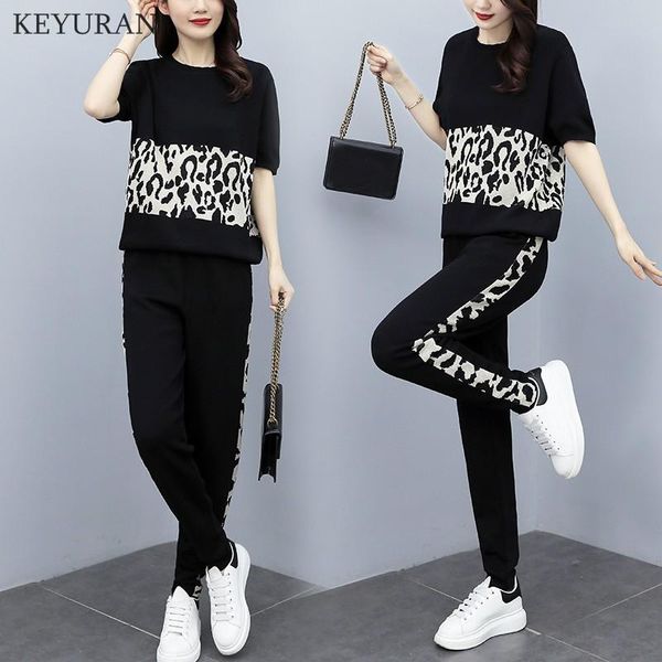 plus size knitted tracksuit women 2021 leopard print patchwork short sleeve knit sweatshirt and elastic waist pants 2 piece set women's, White
plus size knitted tracksuit women 2021 leopard print patchwork short sleeve knit sweatshirt and elastic waist pants 2 piece set women's, White