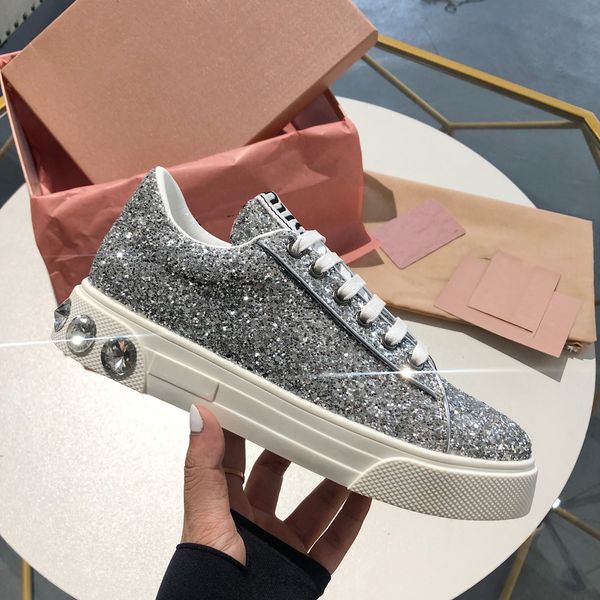 2021women's luxury designer fashion casual shoes black white reflect multi color tail silver sequin laser metallic trainers
2021women's luxury designer fashion casual shoes black white reflect multi color tail silver sequin laser metallic trainers