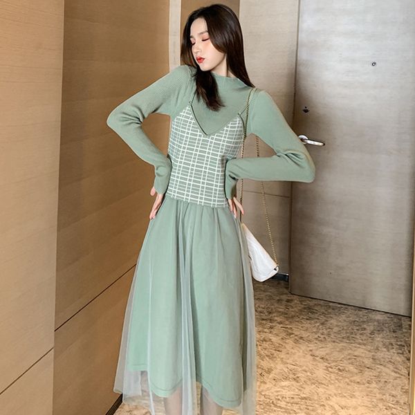 chic women suit 2 piece autumn winter plaid vest + half high collar tulle splice knitted sweater dress set, White
chic women suit 2 piece autumn winter plaid vest + half high collar tulle splice knitted sweater dress set, White