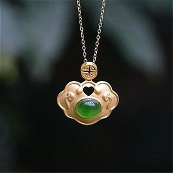 pendant necklaces exquisite chinese xiang yun ru yi lock necklace gold plated green crystal gems anniversary birthday gifts women jewelry, Silver
pendant necklaces exquisite chinese xiang yun ru yi lock necklace gold plated green crystal gems anniversary birthday gifts women jewelry, Silver