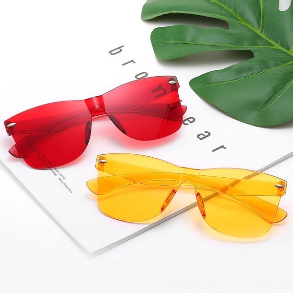 hwD LV444 Rice nail colorful 8904 Sunglasses Cycling Outdoor Glasses Glasses fashion trend driving versatile eyeglass net Red Rice nail, White;black
hwD LV444 Rice nail colorful 8904 Sunglasses Cycling Outdoor Glasses Glasses fashion trend driving versatile eyeglass net Red Rice nail, White;black