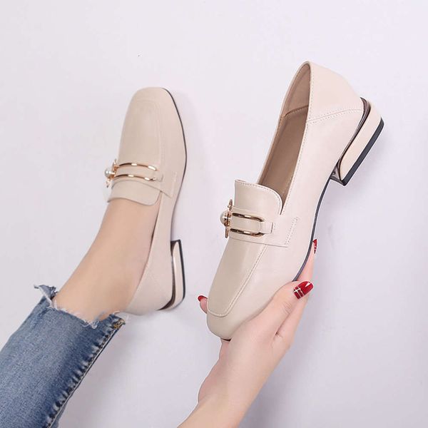 one foot british style single shoe women's thick heel low autumn pearl flat bottom large sho 41-43, Black
one foot british style single shoe women's thick heel low autumn pearl flat bottom large sho 41-43, Black