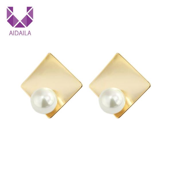 stud women earrings square shape with pearl red white champagne color golden korean style fashion jewelry, Golden;silver
stud women earrings square shape with pearl red white champagne color golden korean style fashion jewelry, Golden;silver