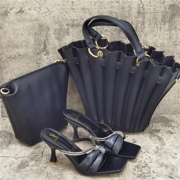 dress shoes arrival italian designer and bag matching set decorated with rhinestone african shoe nigerian wedding, Black
dress shoes arrival italian designer and bag matching set decorated with rhinestone african shoe nigerian wedding, Black
