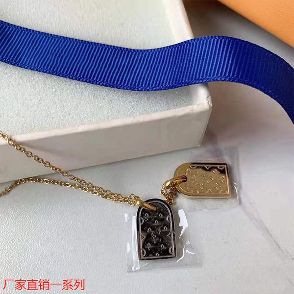 high edition donkey family double brand necklace female zhong chuxi same four seasons fashion versatile two-color double-sided clavicle, Silver
high edition donkey family double brand necklace female zhong chuxi same four seasons fashion versatile two-color double-sided clavicle, Silver