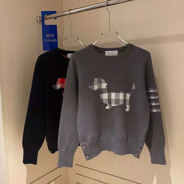 chaopai tb2021 autumn new checkered puppy simple cartoon youth leisure soft couple sweater, White;black
chaopai tb2021 autumn new checkered puppy simple cartoon youth leisure soft couple sweater, White;black
