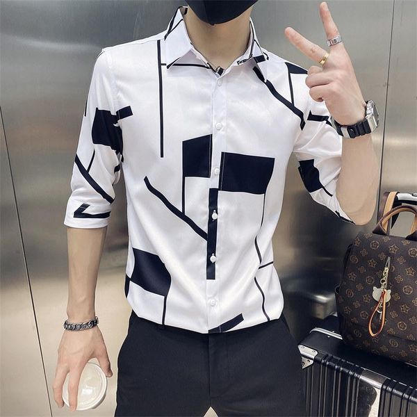 men's casual shirts 2021 geometric print 3/4 sleeve men summer social streetwear fashion slim fit business shirt chemise homme, White;black
men's casual shirts 2021 geometric print 3/4 sleeve men summer social streetwear fashion slim fit business shirt chemise homme, White;black