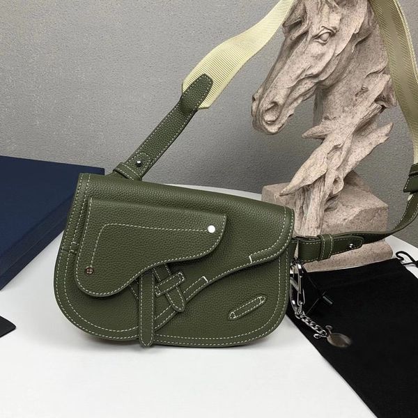 women men handbag shoulde cross body bag style messager bags fashion shoulder leather handbags purse messagers crossbody saddle shopping bag
women men handbag shoulde cross body bag style messager bags fashion shoulder leather handbags purse messagers crossbody saddle shopping bag