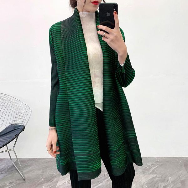 women's trench coats miyake pleated windbreaker spring fashion tie heavy industry pressed color coat scarf collar cardigan thin and tre, Tan;black
women's trench coats miyake pleated windbreaker spring fashion tie heavy industry pressed color coat scarf collar cardigan thin and tre, Tan;black