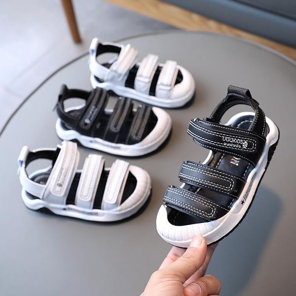 sandals 2021 summer boys children sutdent shoes cut-outs rubber school breathable casual flat boy sandal e04242, Black;red
sandals 2021 summer boys children sutdent shoes cut-outs rubber school breathable casual flat boy sandal e04242, Black;red