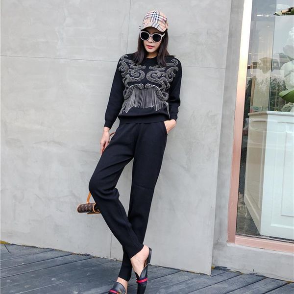 women's tracksuits 2021 spring fashion bead tassel embroidery knitting +pants suits female luxury two-piece sets, Gray
women's tracksuits 2021 spring fashion bead tassel embroidery knitting +pants suits female luxury two-piece sets, Gray