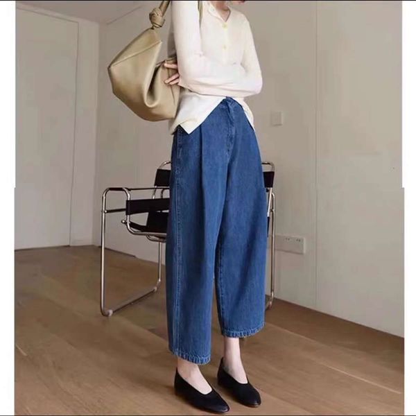 summer wash blue three-dimensional fashion silhouette sense banana pants grandma version god
summer wash blue three-dimensional fashion silhouette sense banana pants grandma version god