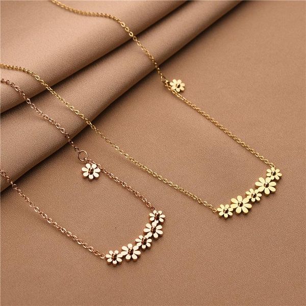 chains small daisy necklace female clavicle chain fresh ins cold wind niche design chrysanthemum pendant net red matching jewelry, Silver
chains small daisy necklace female clavicle chain fresh ins cold wind niche design chrysanthemum pendant net red matching jewelry, Silver