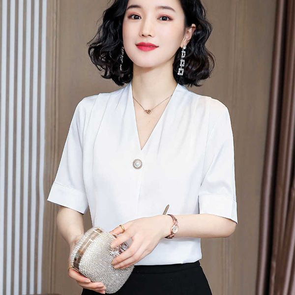 korean silk women blouses woman satin v-neck shirts elegant white shirt plus size blusas mujer de moda ladies 210531
korean silk women blouses woman satin v-neck shirts elegant white shirt plus size blusas mujer de moda ladies 210531