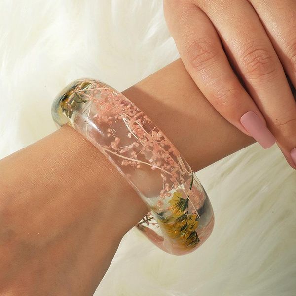 bangle vintage and creative design glue dry flower bracelet delicate simple resin women fashion jewelry gifts, Black
bangle vintage and creative design glue dry flower bracelet delicate simple resin women fashion jewelry gifts, Black