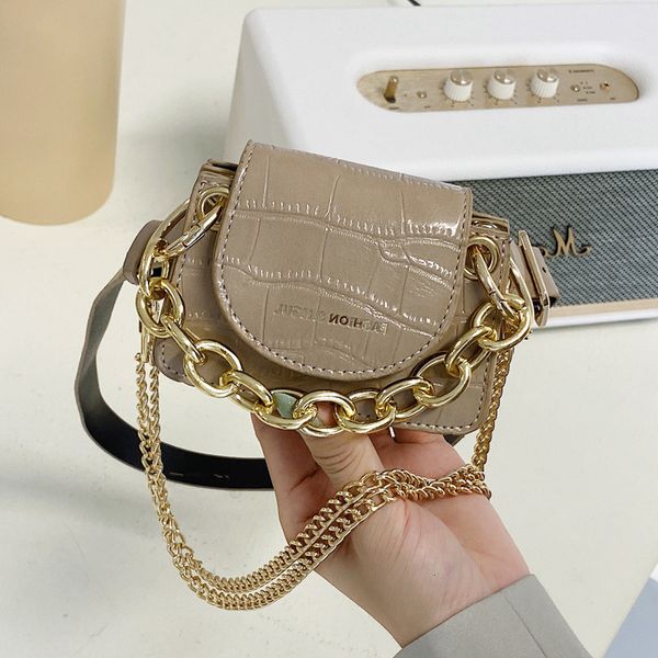 women 2021 new stone pattern foreign style messenger bag texture fashion chain portable one shoulder small square women's 
women 2021 new stone pattern foreign style messenger bag texture fashion chain portable one shoulder small square women's
