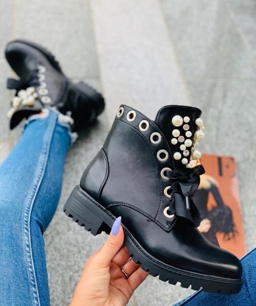 boots fashion ladies black ankle pearl ribbon decorated non-slip women's casual comfortable short booties for females
boots fashion ladies black ankle pearl ribbon decorated non-slip women's casual comfortable short booties for females