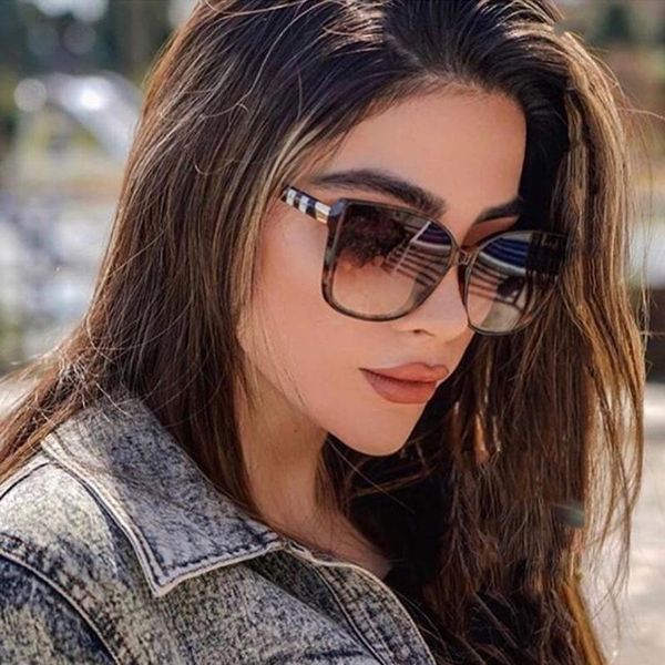 sunglasses wacksaria women vintage squard frame 2021 for men oversized metal eyeglasses outdoor beach uv protection fashion, White;black
sunglasses wacksaria women vintage squard frame 2021 for men oversized metal eyeglasses outdoor beach uv protection fashion, White;black