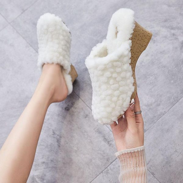 fashion fur home slippers woman platform plush indoor fashionable furry shoes fuzzy adjustable buckle fluffy winter pl, Black
fashion fur home slippers woman platform plush indoor fashionable furry shoes fuzzy adjustable buckle fluffy winter pl, Black