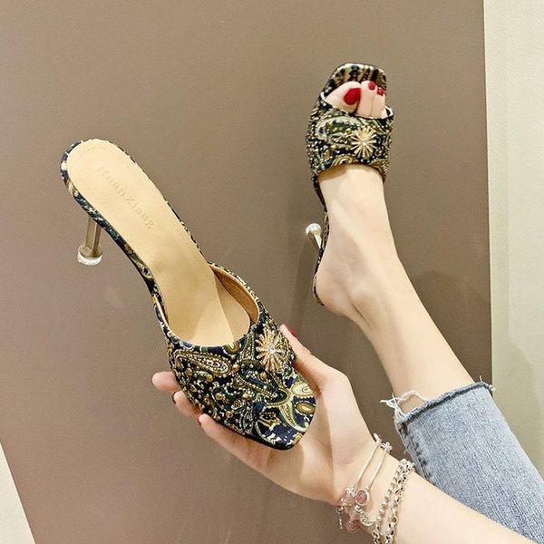 sandals 2021 embroidery summer women high heels open-toepeep ladies personalized rhinestone stiletto, Black
sandals 2021 embroidery summer women high heels open-toepeep ladies personalized rhinestone stiletto, Black