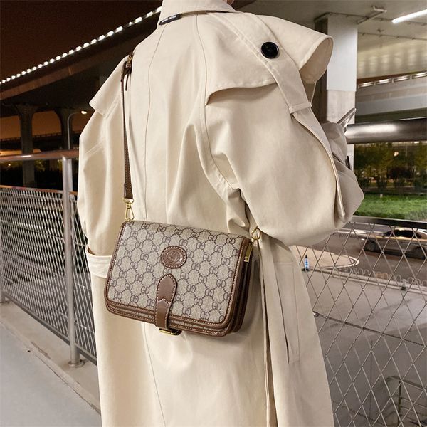 luxury design network live broadcast of the small square bag new bonded printing mobile phone fashion single shoulder purses, Brown;gray
luxury design network live broadcast of the small square bag new bonded printing mobile phone fashion single shoulder purses, Brown;gray