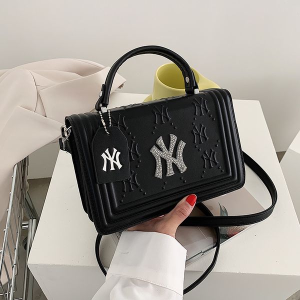 handbag spring 2021 bag women's street trend foreign style one shoulder messenger bag personality
handbag spring 2021 bag women's street trend foreign style one shoulder messenger bag personality