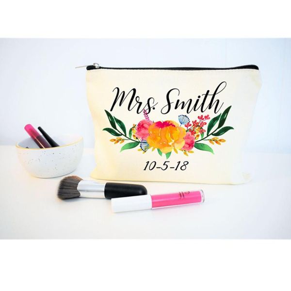 cosmetic bags & cases maid of honor makeup custom floral canvas bridesmaid bag engagement decoration wedding proposal gifts make up case
cosmetic bags & cases maid of honor makeup custom floral canvas bridesmaid bag engagement decoration wedding proposal gifts make up case