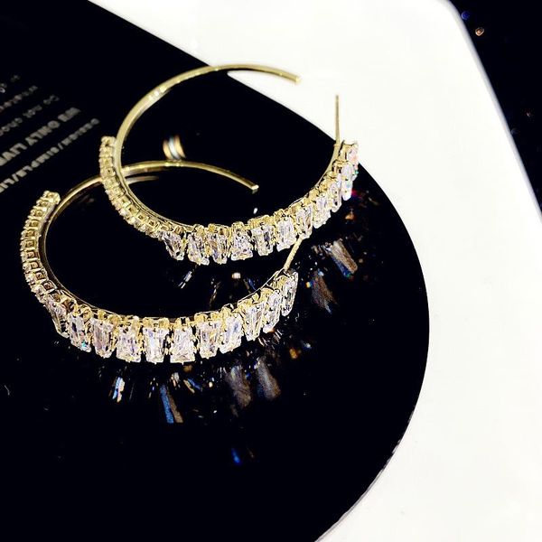 trendy simple clear zircon paved c type stud earrings for women party wedding temperament fashion jewelry gifts lovely sweet, Golden;silver
trendy simple clear zircon paved c type stud earrings for women party wedding temperament fashion jewelry gifts lovely sweet, Golden;silver