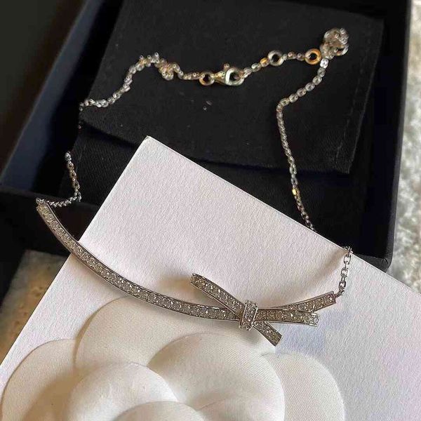 net red ins xiaoxiang's home is full of diamond bow necklace, female minority clavicle tid0 smile short neck chain, Silver
net red ins xiaoxiang's home is full of diamond bow necklace, female minority clavicle tid0 smile short neck chain, Silver