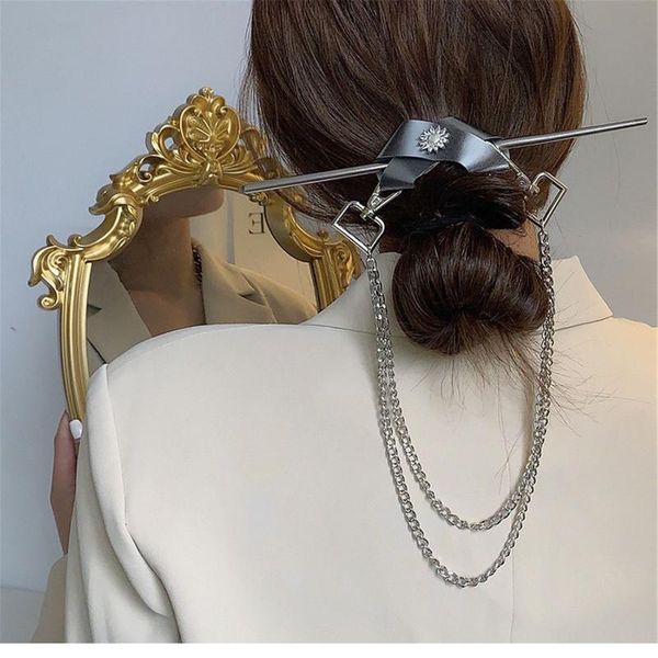 hair clips & barrettes women matte bath claw clamps headdress hairpin clip, Golden;silver
hair clips & barrettes women matte bath claw clamps headdress hairpin clip, Golden;silver