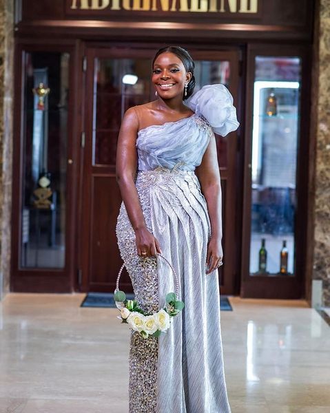 aso ebi 2021 arabic plus size silver sparkly evening dresses one shoulder sequined prom formal party second reception gowns zj467, Black;red
aso ebi 2021 arabic plus size silver sparkly evening dresses one shoulder sequined prom formal party second reception gowns zj467, Black;red