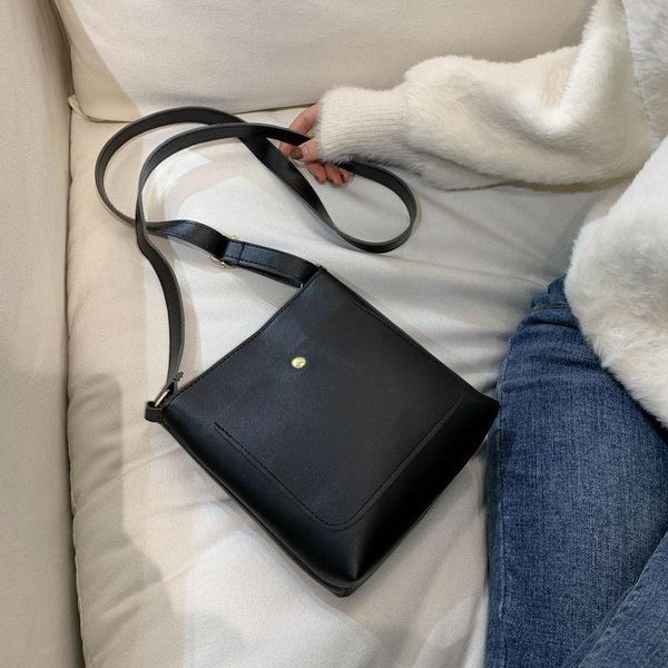 evening bags 2021 simple small square shoulder bag solid color pu leatehr vintage designer handbags for women female crossbody
evening bags 2021 simple small square shoulder bag solid color pu leatehr vintage designer handbags for women female crossbody