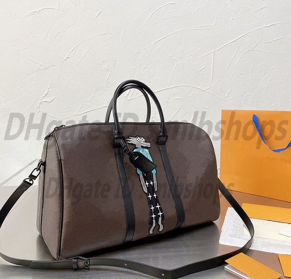luxurys designers l letters shoulder bags fashion women leather crossbody handbags totes wallet werewolf travel shopping clutch bag 2021 han
luxurys designers l letters shoulder bags fashion women leather crossbody handbags totes wallet werewolf travel shopping clutch bag 2021 han