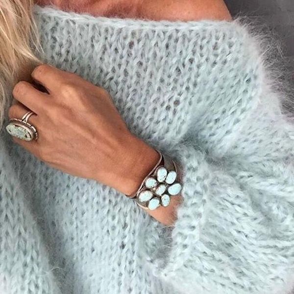 women's sweaters elegant 2021 autumn and winter knit one-shoulder sweater solid color long-sleeved loose casual ladies all-match, White;black
women's sweaters elegant 2021 autumn and winter knit one-shoulder sweater solid color long-sleeved loose casual ladies all-match, White;black