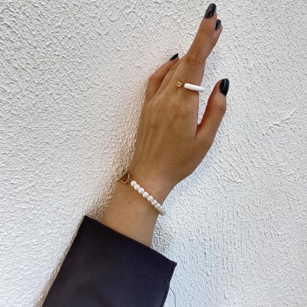charm bracelets allyes hip hop metal cuban chain bracelet for women fashion simple pearl beads party female statement jewelry gifts, Golden;silver
charm bracelets allyes hip hop metal cuban chain bracelet for women fashion simple pearl beads party female statement jewelry gifts, Golden;silver