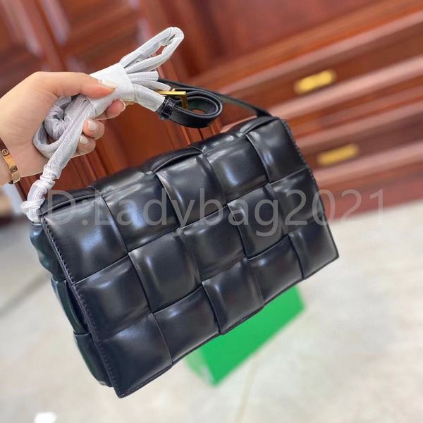 2021 ss luxury designers lady belt cowhide patchwork purses tote braided lattice cover coin fashion quilting clutch bags handbags interior z, Red;black
2021 ss luxury designers lady belt cowhide patchwork purses tote braided lattice cover coin fashion quilting clutch bags handbags interior z, Red;black