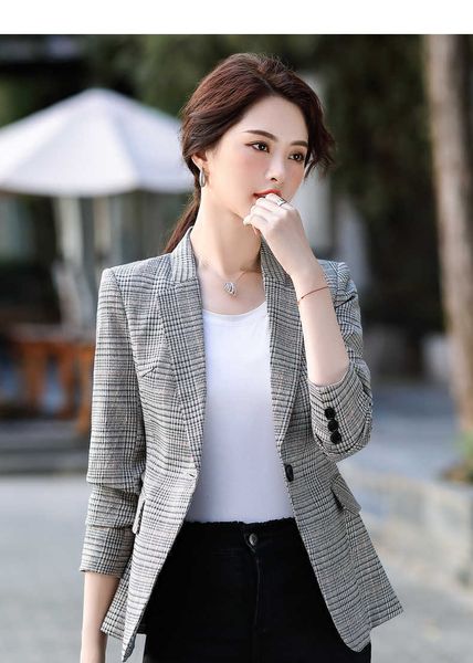 plaid suit jacket women spring and autumn korean retro casual british style single breasted casual full polyester 210603, White;black
plaid suit jacket women spring and autumn korean retro casual british style single breasted casual full polyester 210603, White;black