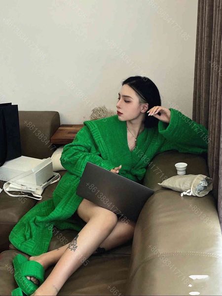 classic design women bathrobe pajamas dresses logo high-end brand belt waist velvet long-sleeved dress windbreaker jacket womens designer cl, Tan;black
classic design women bathrobe pajamas dresses logo high-end brand belt waist velvet long-sleeved dress windbreaker jacket womens designer cl, Tan;black