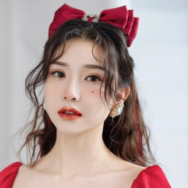 hair clips & barrettes square crystal velvet texture red large bow hairpin headdress edge clip girl style bridal accessories, Golden;silver
hair clips & barrettes square crystal velvet texture red large bow hairpin headdress edge clip girl style bridal accessories, Golden;silver